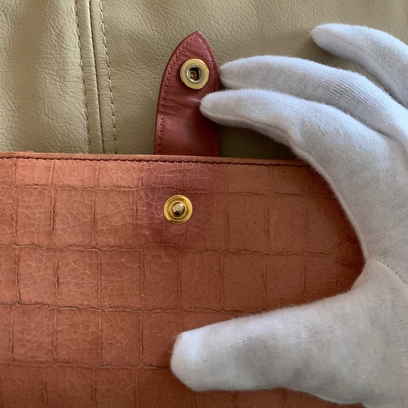 Miu Miu Croc Embossed Leather Twisted Lock Wallet - Picture 5 of 16